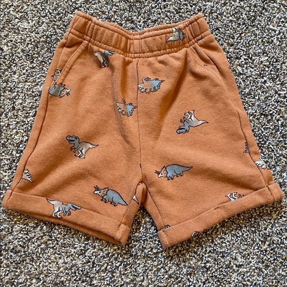 Set of Comfy Shorts - Picture 4 of 6